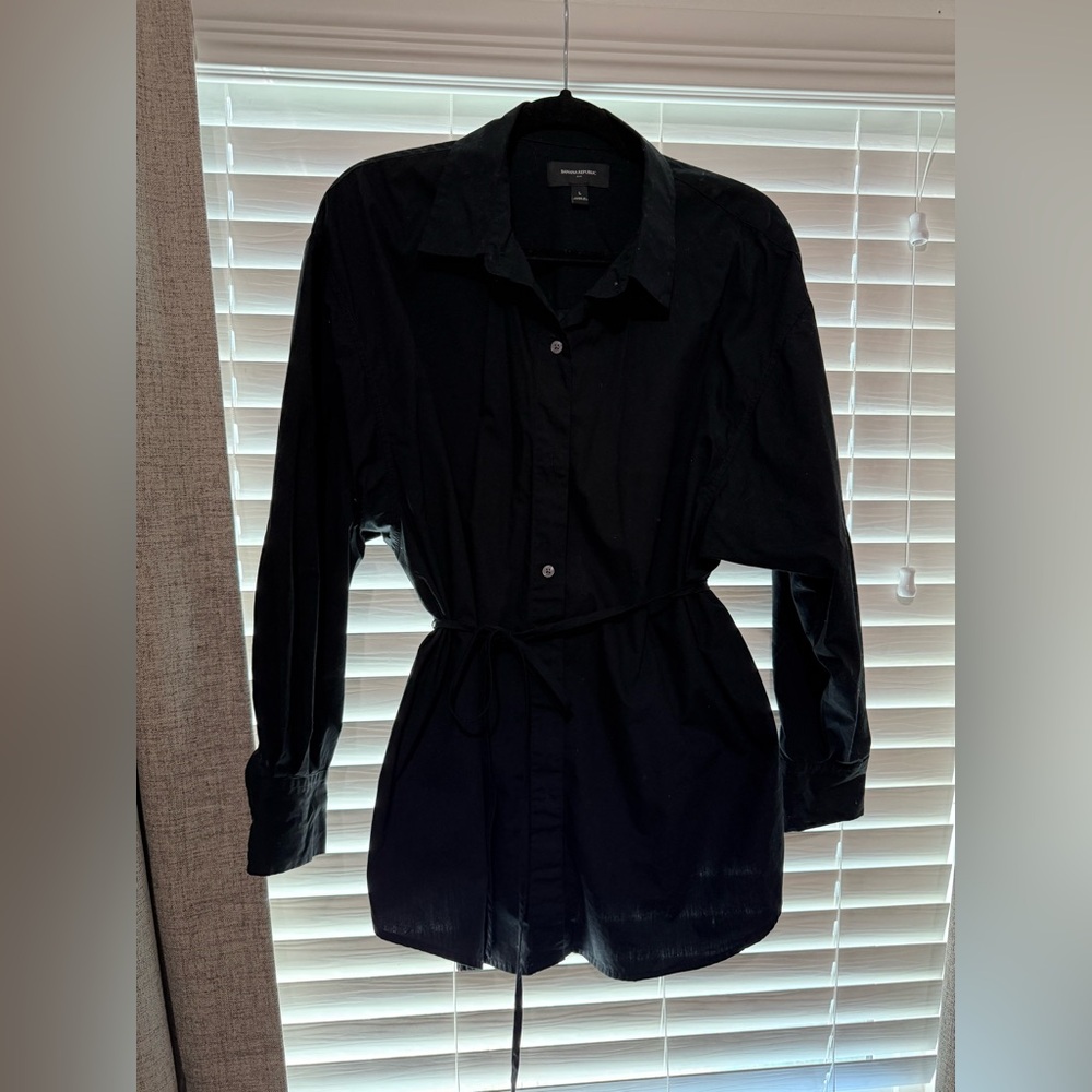 Banana Republic Button Down shirt